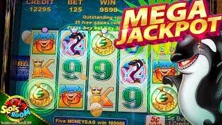 MEGA JACKPOT RE-TRIGGER !!! Whales of Cash 5c Aristocrat Video Slot in San Manuel Casino